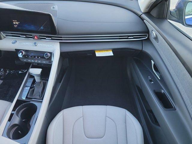 Hyundai Elantra Limited Fwd 4D Sedan - Thumbnail 16