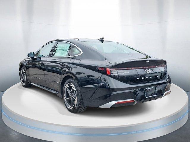 Hyundai Sonata Sel Sport Fwd 4D Sedan - Thumbnail 4