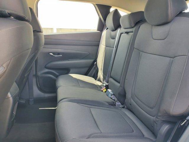 Hyundai Tucson Se Fwd Fwd 4D Sport Utility - Thumbnail 8