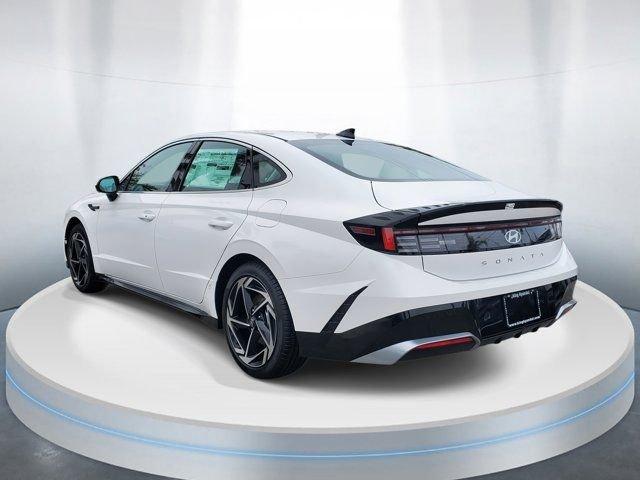 Hyundai Sonata Sel Sport Fwd 4D Sedan - Thumbnail 4