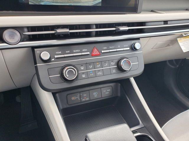 Hyundai Tucson Se Fwd Fwd 4D Sport Utility - Thumbnail 18