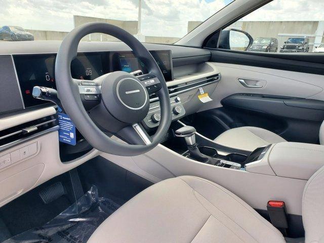 Hyundai Tucson Se Fwd Fwd 4D Sport Utility - Thumbnail 13