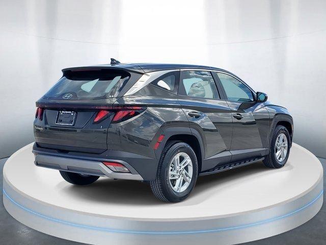 Hyundai Tucson Se Fwd Fwd 4D Sport Utility - Thumbnail 5