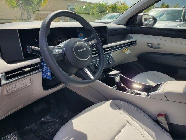 Hyundai Tucson Se Fwd Fwd 4D Sport Utility - Thumbnail 10