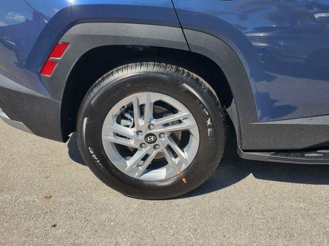 Hyundai Tucson Se Fwd Fwd 4D Sport Utility - Thumbnail 6