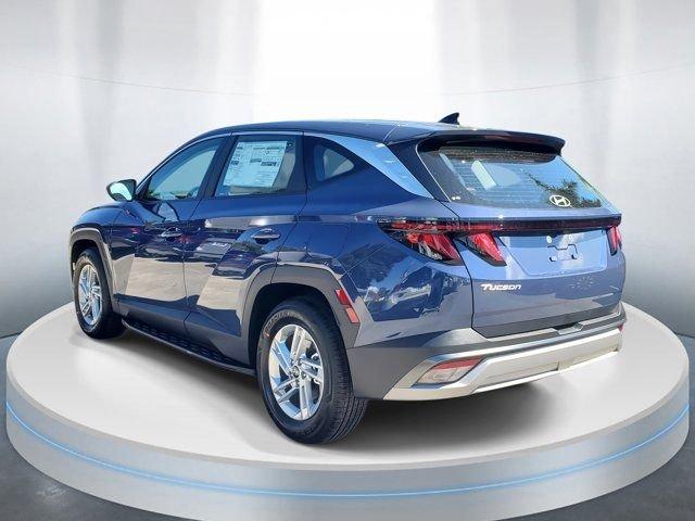 Hyundai Tucson Se Fwd Fwd 4D Sport Utility - Thumbnail 4