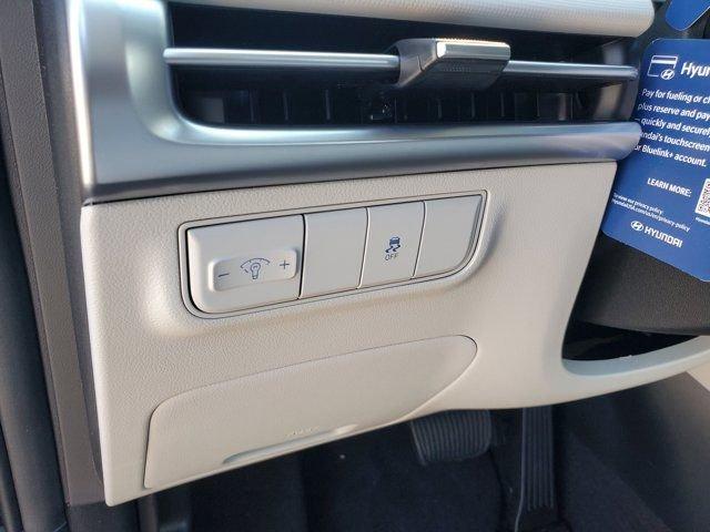 Hyundai Tucson Se Fwd Fwd 4D Sport Utility - Thumbnail 14