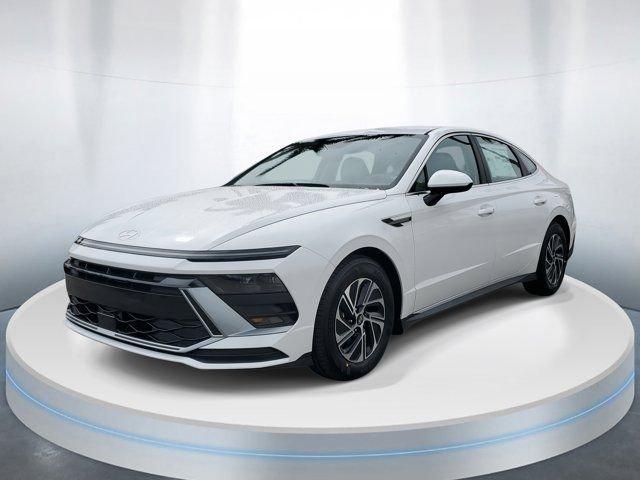 Hyundai Sonata Hybrid Blue Fwd 4D Sedan - Thumbnail 3