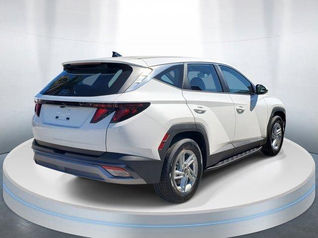 Hyundai Tucson Se Fwd Fwd 4D Sport Utility - Thumbnail 5