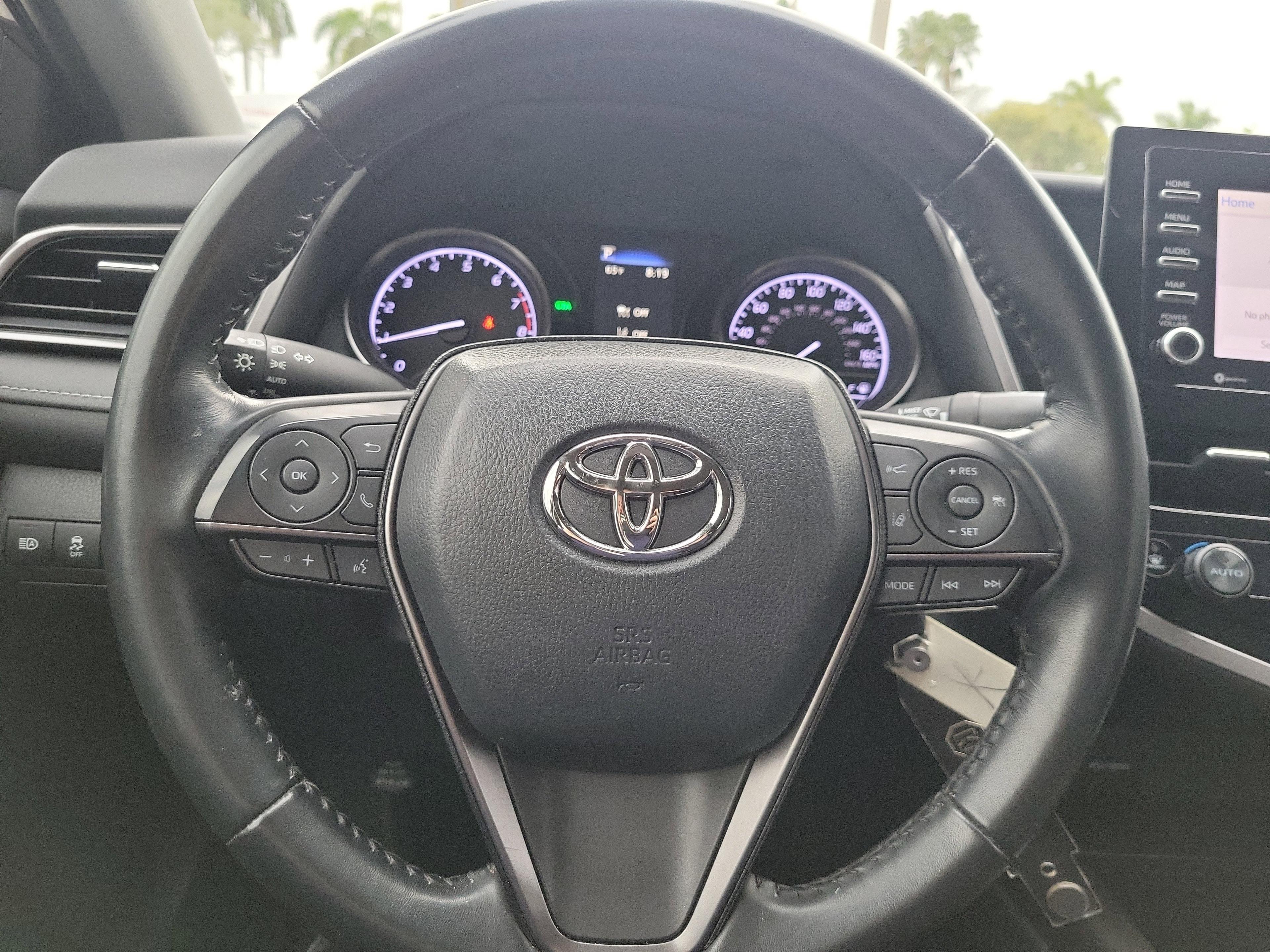 Toyota Camry Se Fwd - Thumbnail 16