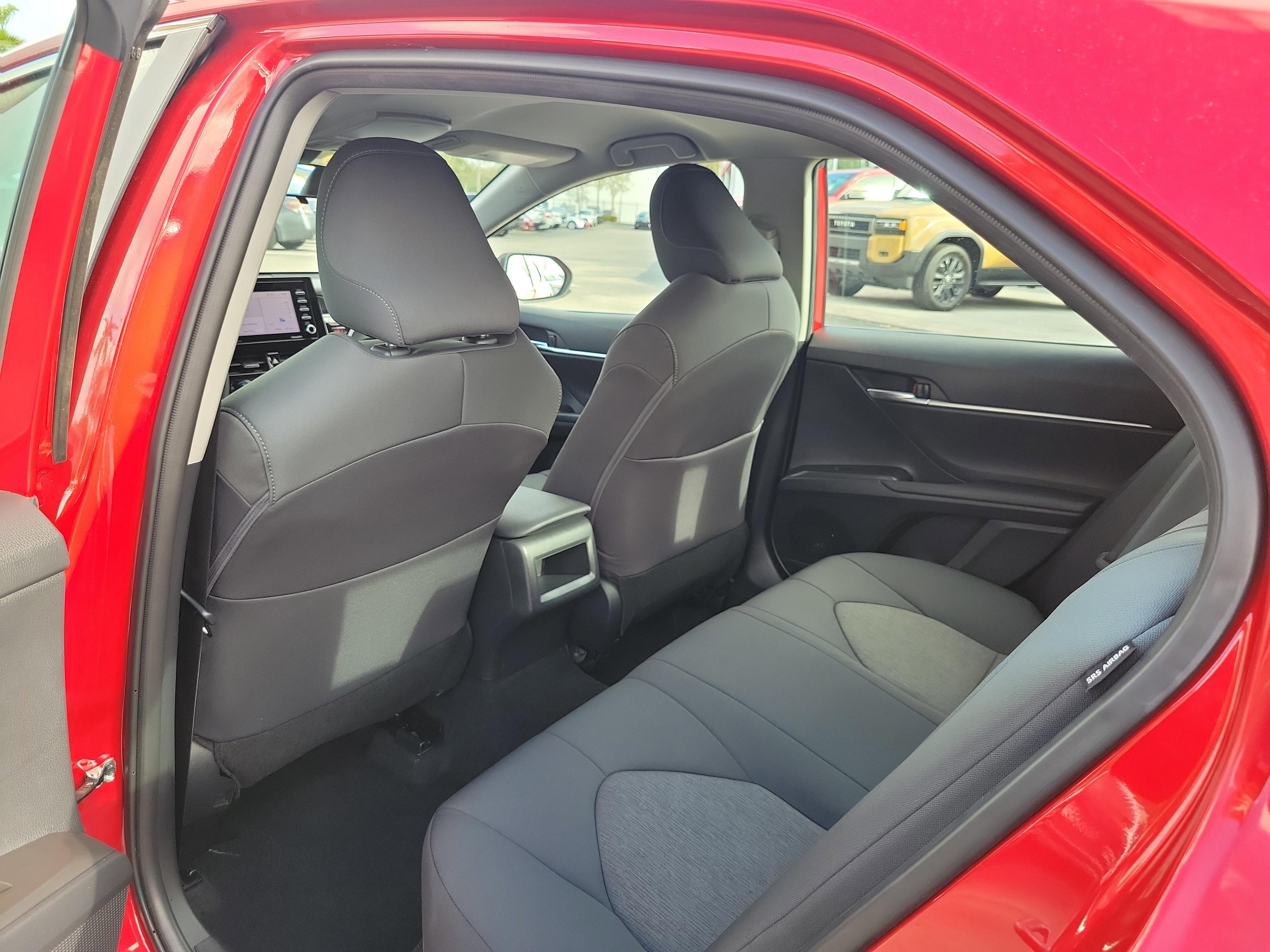 Toyota Camry Le Fwd - Thumbnail 9