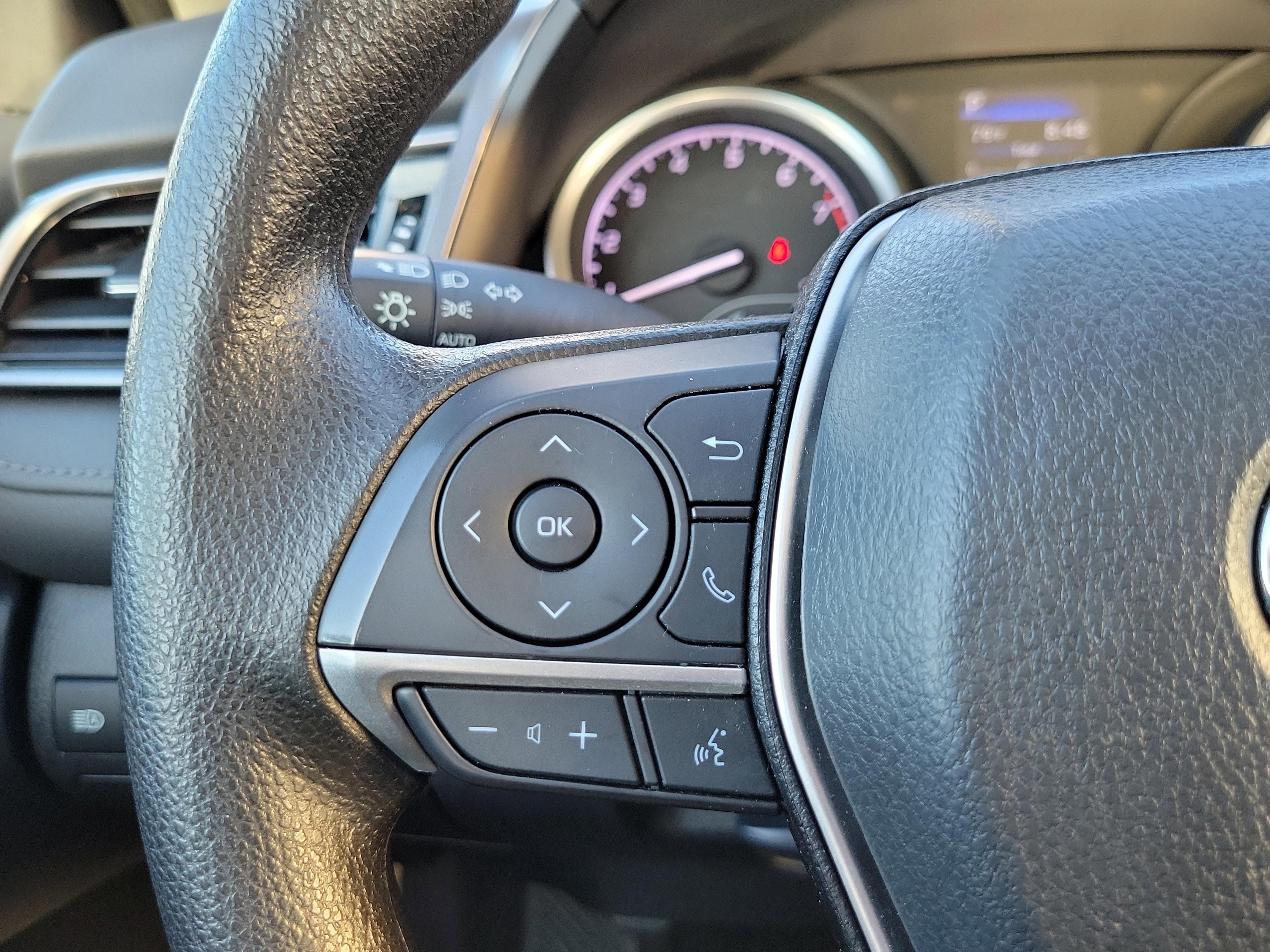 Toyota Camry Le Fwd - Thumbnail 17