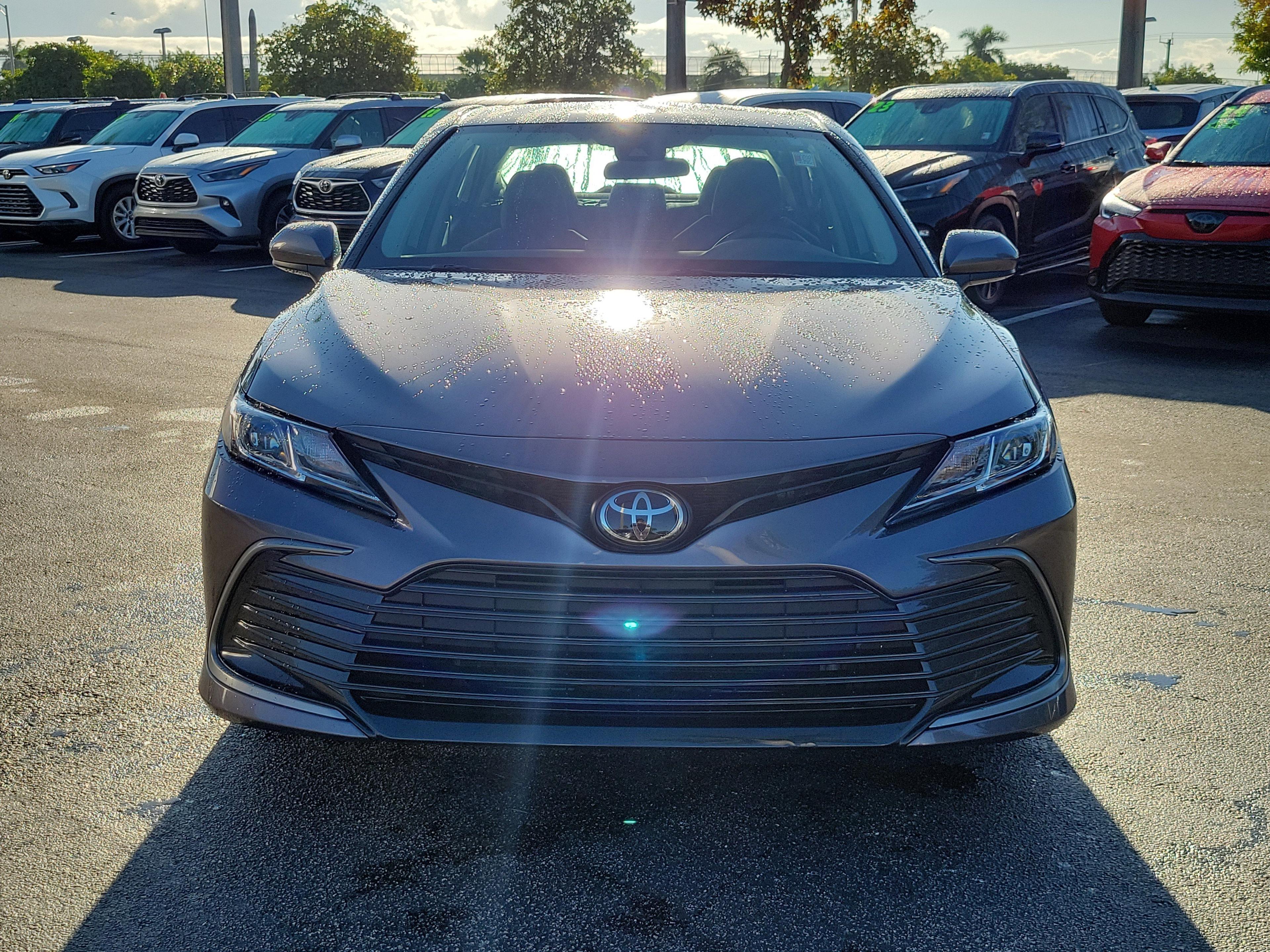 Toyota Camry Le Fwd - Thumbnail 4