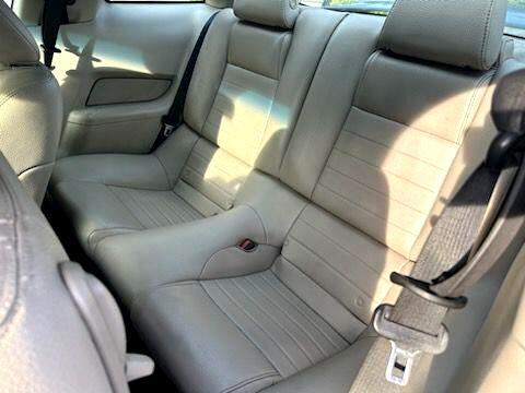 Ford Mustanggt Coupe - Thumbnail 9