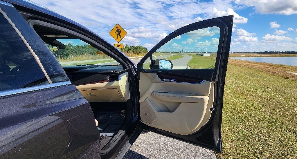 Cadillac Xt5Premium Luxury - Thumbnail 19