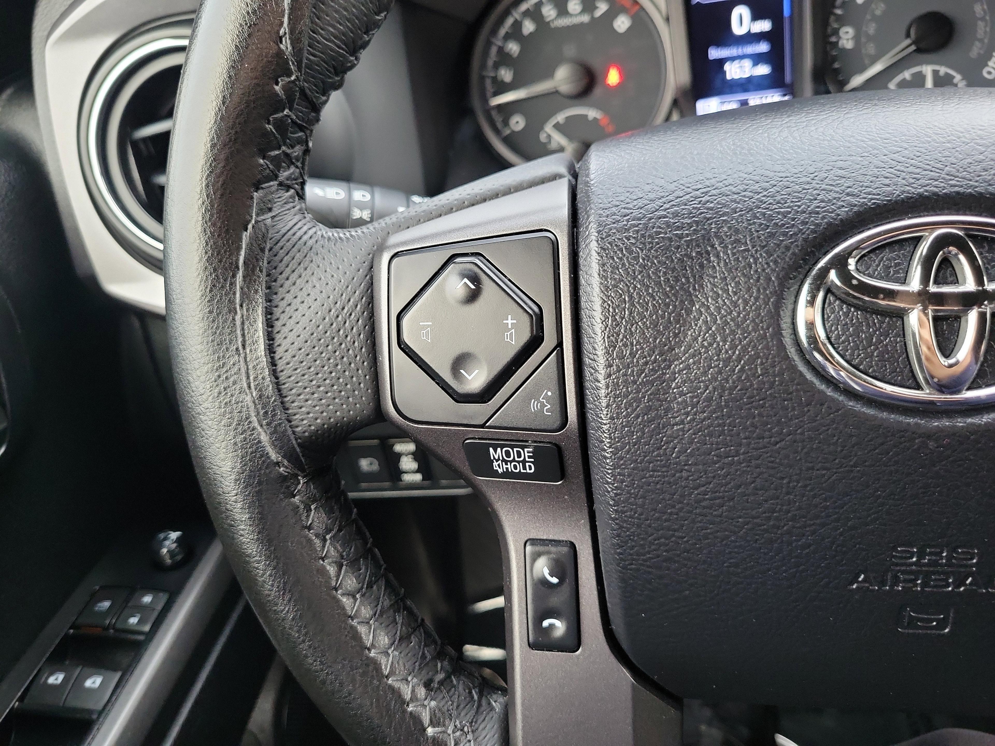 Toyota Tacoma 4Wd Sr5 4Wd Crew Cab - Thumbnail 16