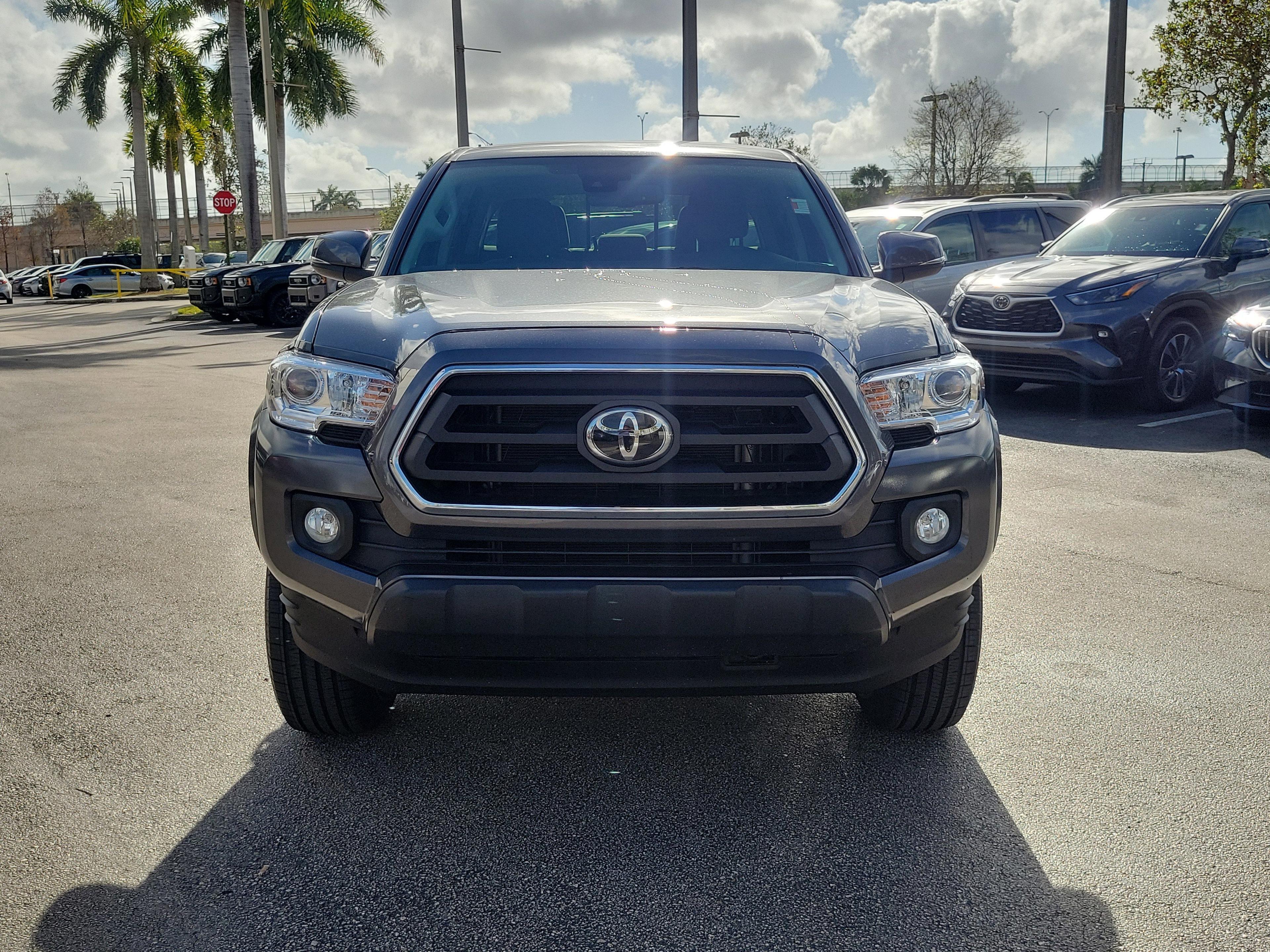 Toyota Tacoma 4Wd Sr5 4Wd Crew Cab - Thumbnail 4