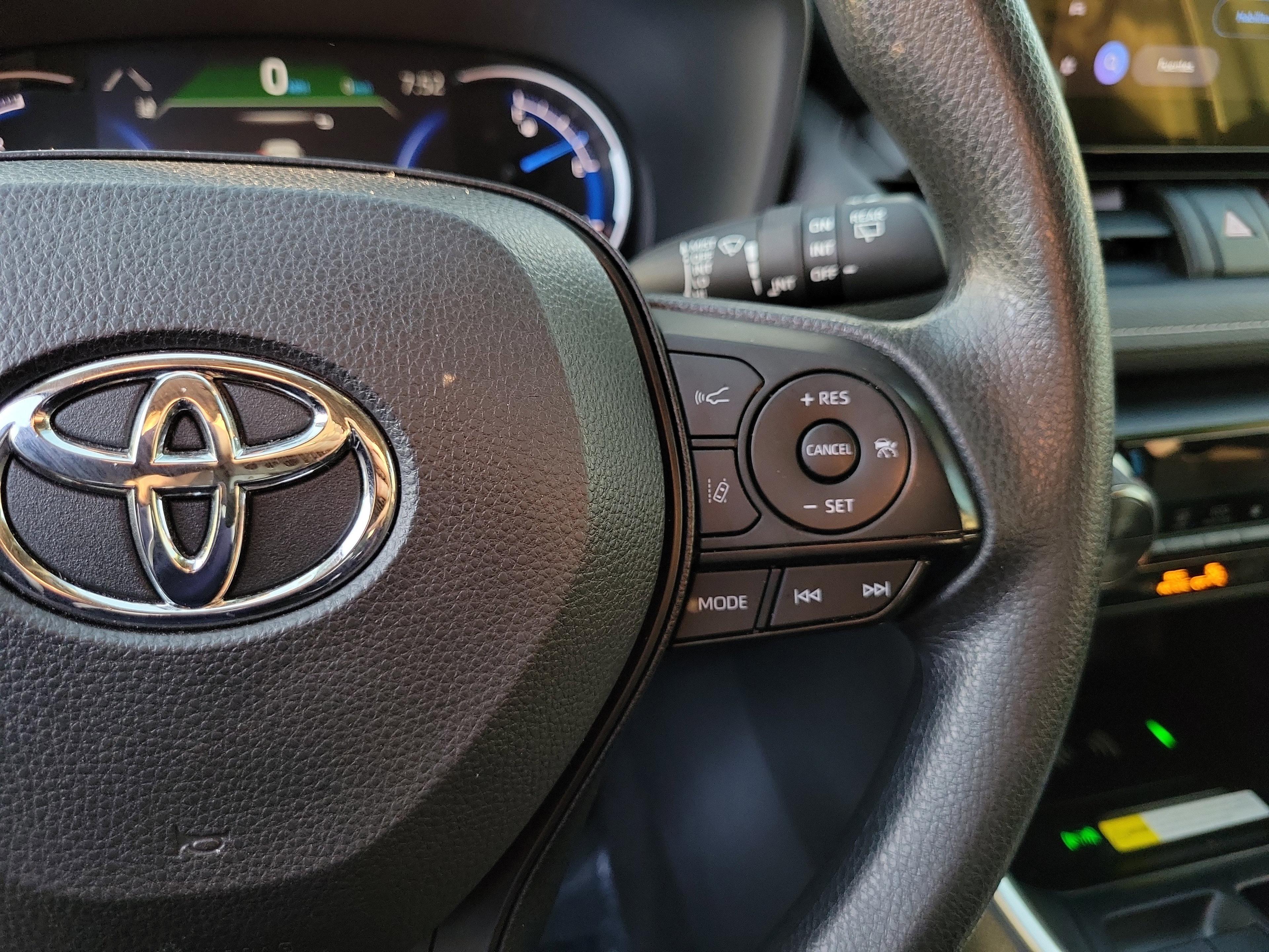 Toyota Rav4 Hybrid Xle Awd - Thumbnail 18