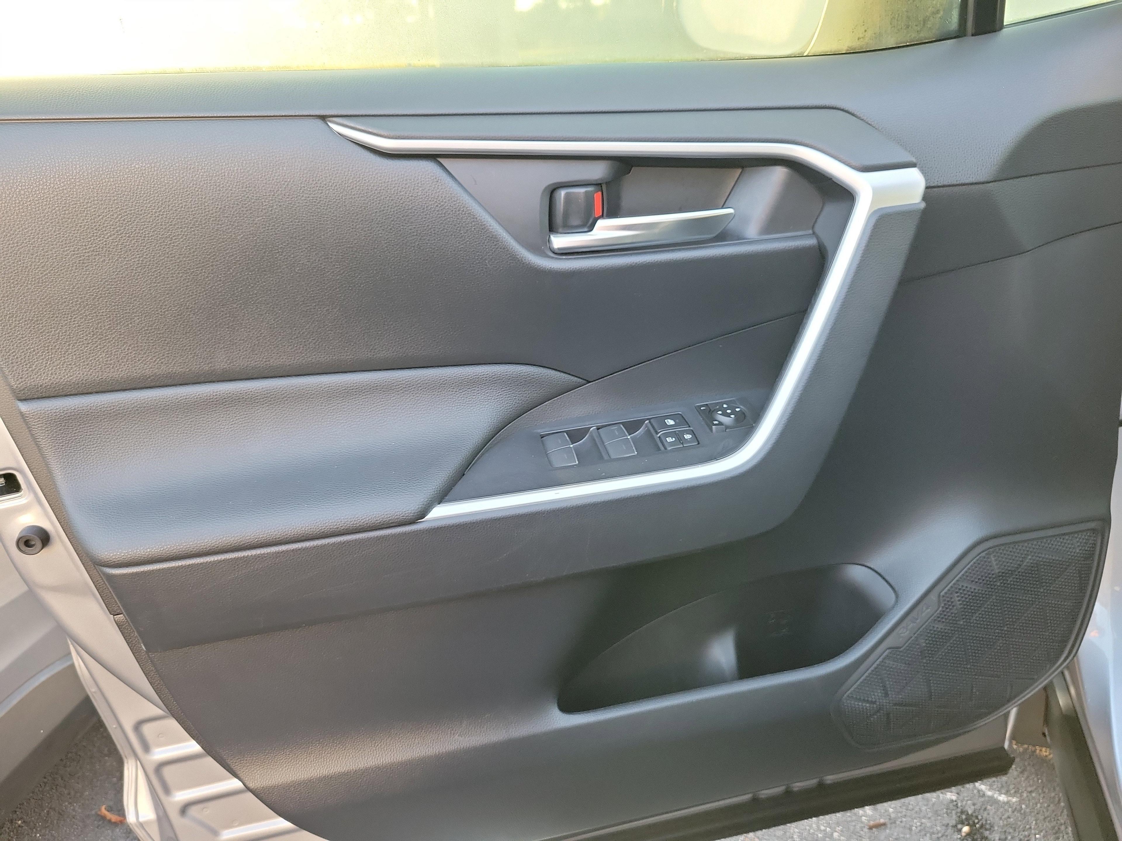 Toyota Rav4 Hybrid Xle Awd - Thumbnail 14