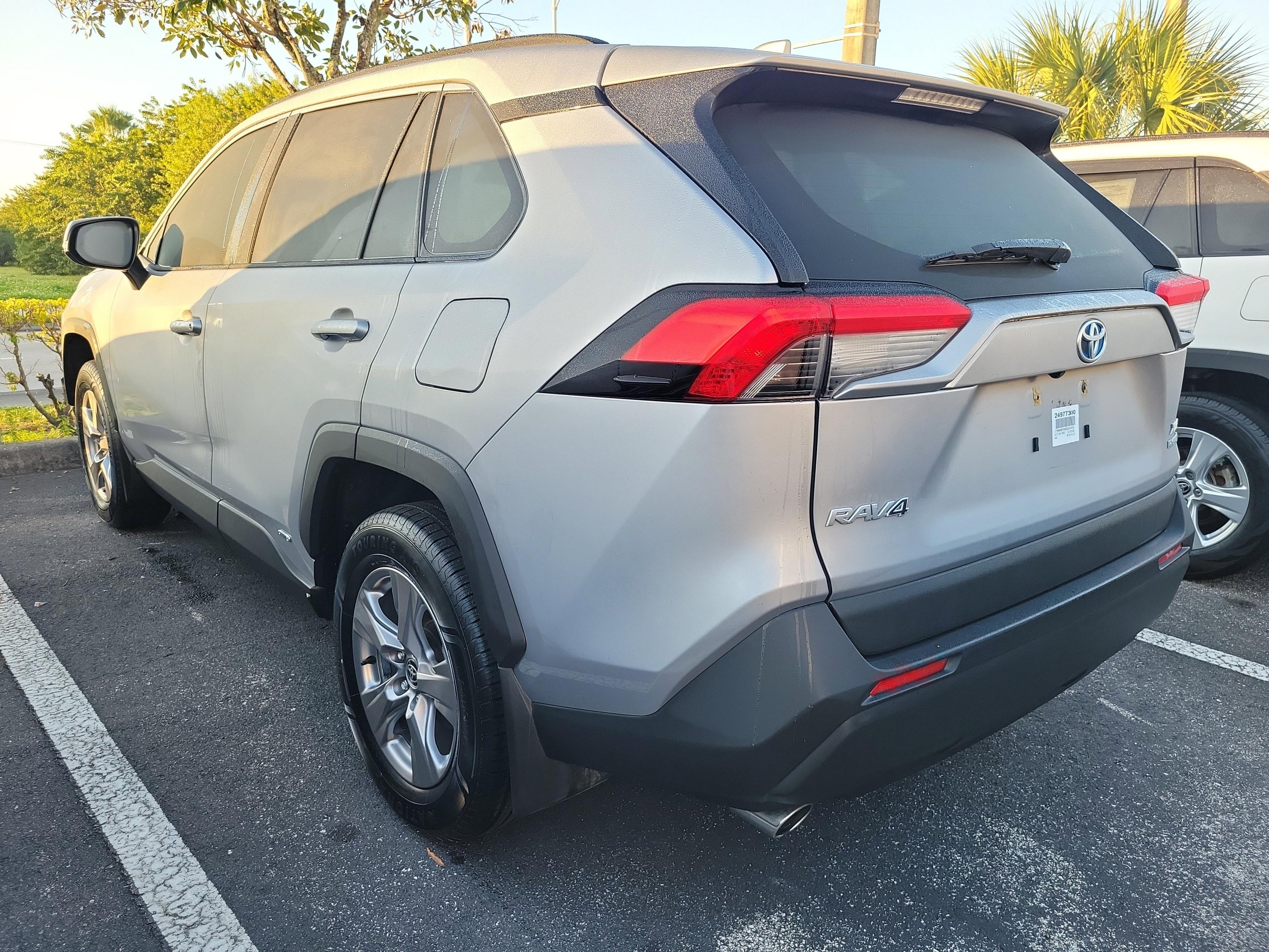 Toyota Rav4 Hybrid Xle Awd - Thumbnail 7