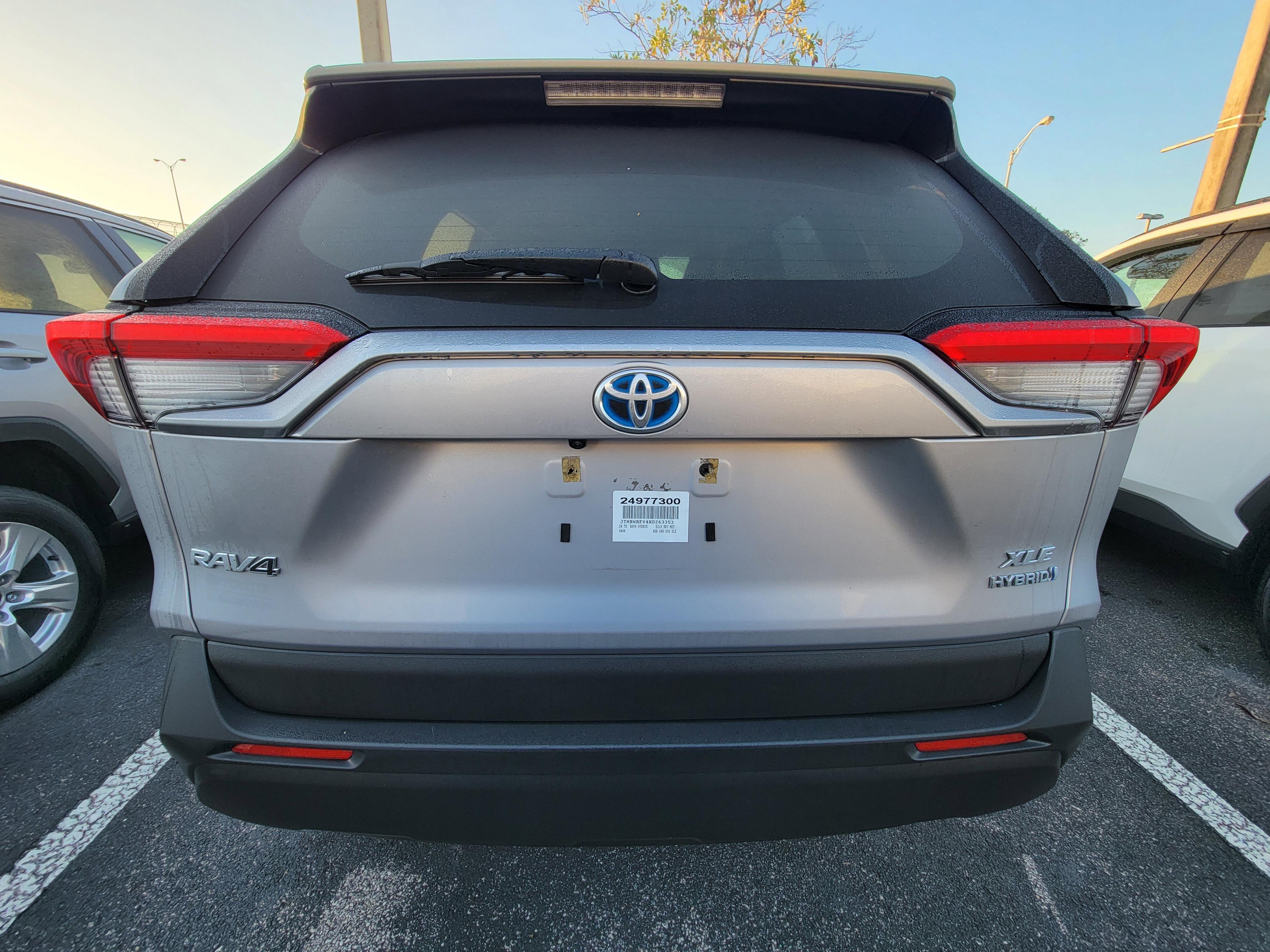 Toyota Rav4 Hybrid Xle Awd - Thumbnail 6