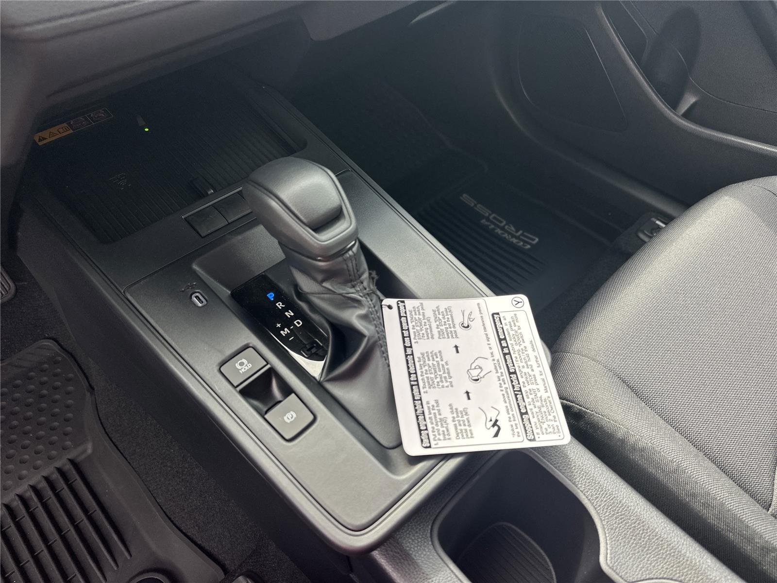 Toyota Corolla Cross Le - Thumbnail 15