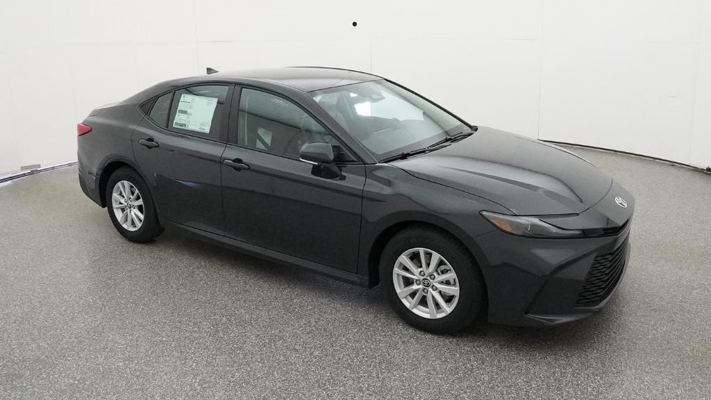 Toyota Camry Le - Thumbnail 6