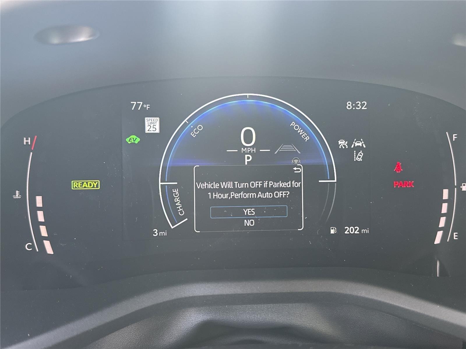 Toyota Camry Le - Thumbnail 12