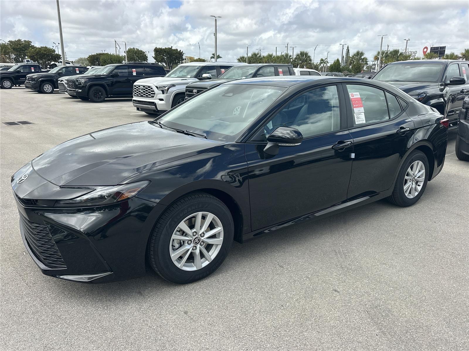 Toyota Camry Le Awd - View 1