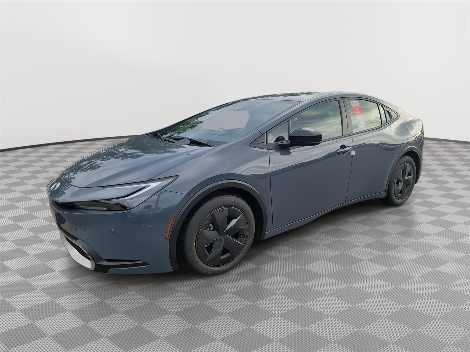 Toyota Prius Plug-In Hybrid Se - View 1