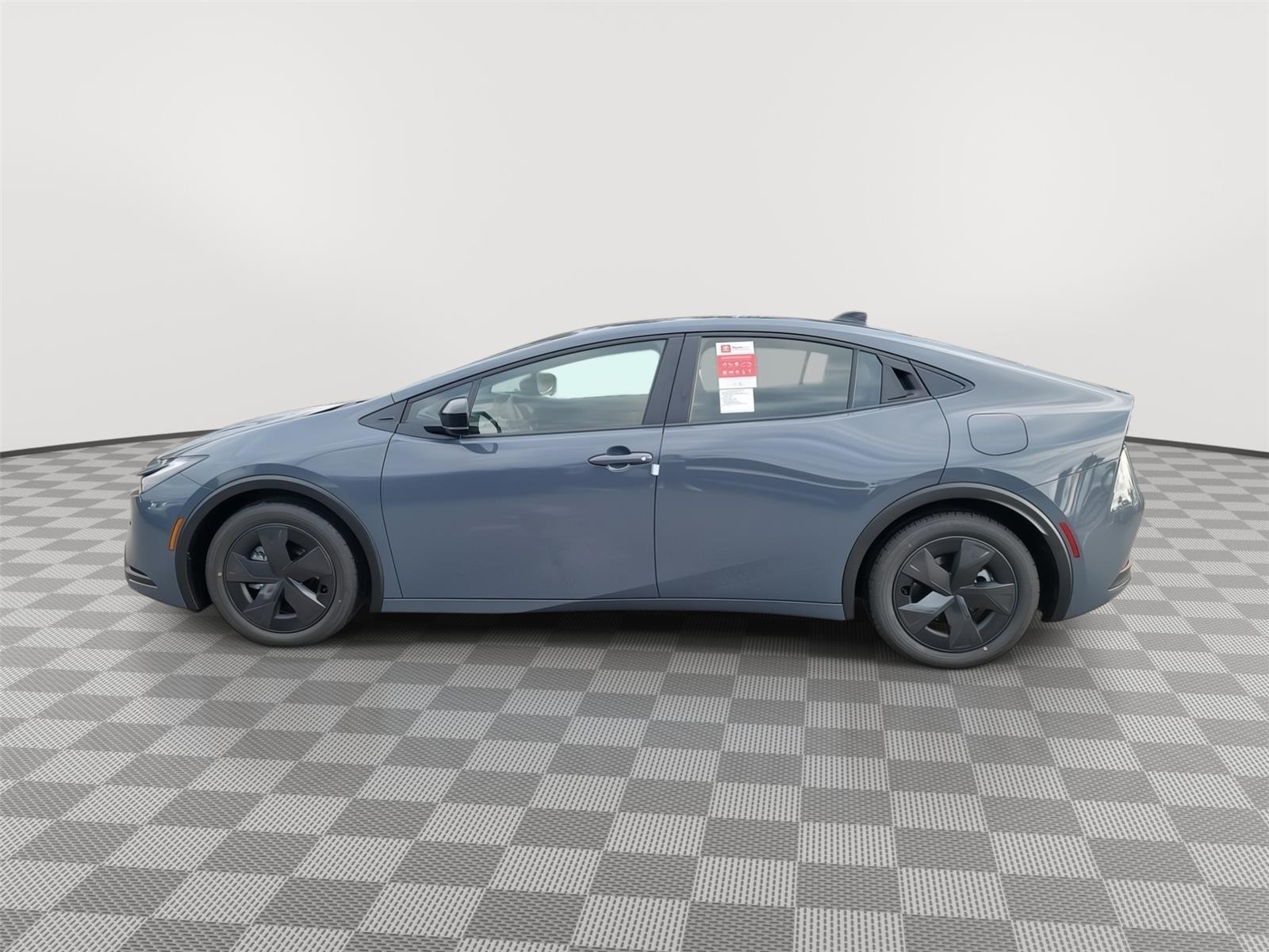 Toyota Prius Plug-In Hybrid Se - Thumbnail 8