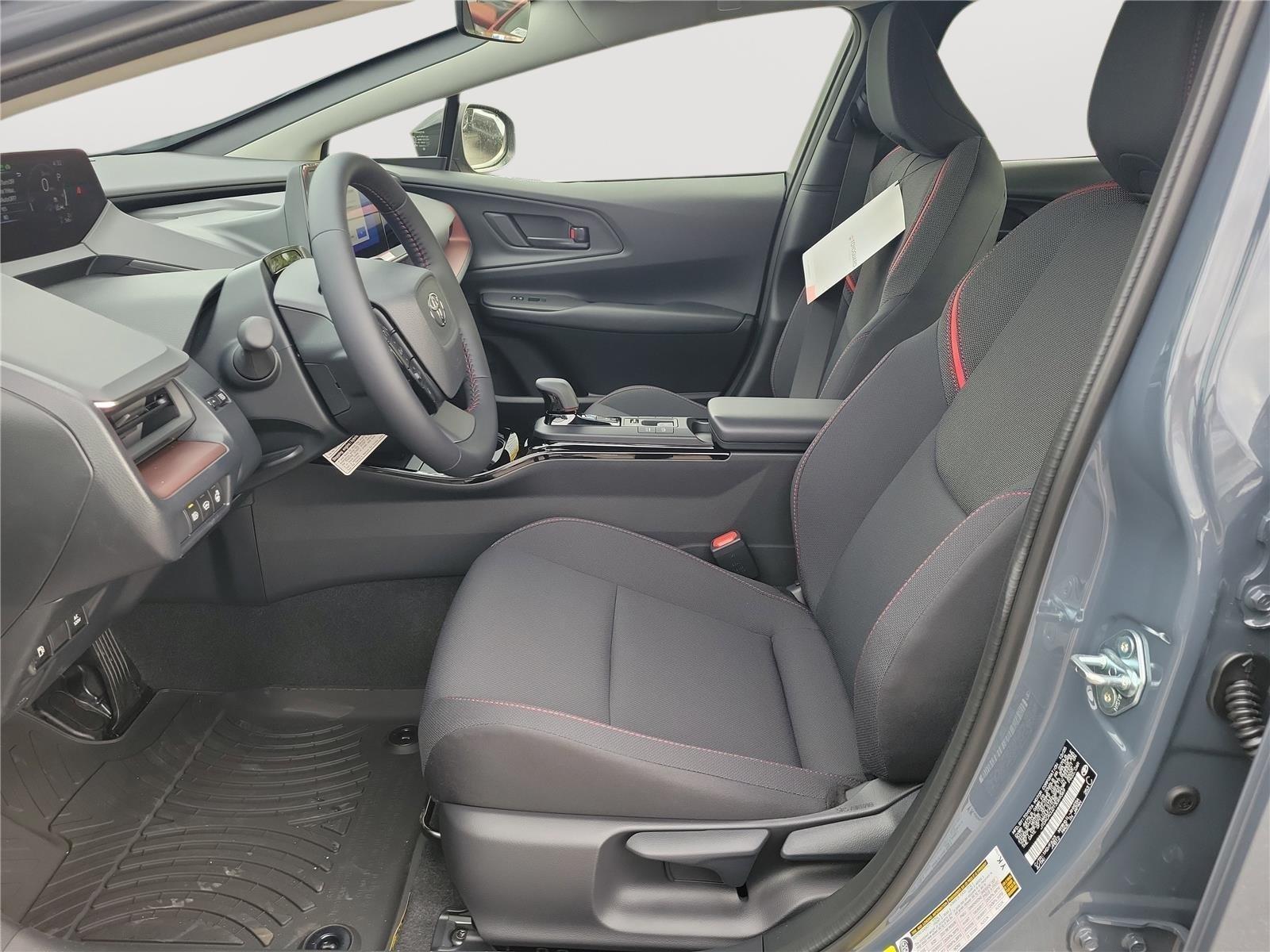 Toyota Prius Plug-In Hybrid Se - Thumbnail 9