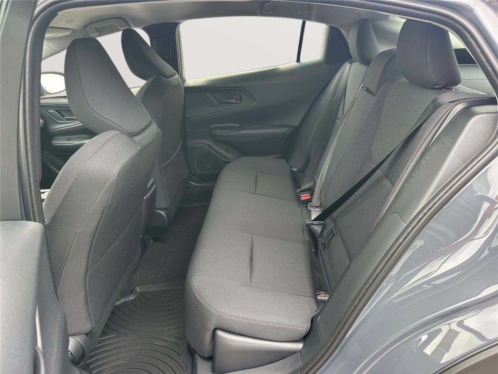 Toyota Prius Plug-In Hybrid Se - Thumbnail 20