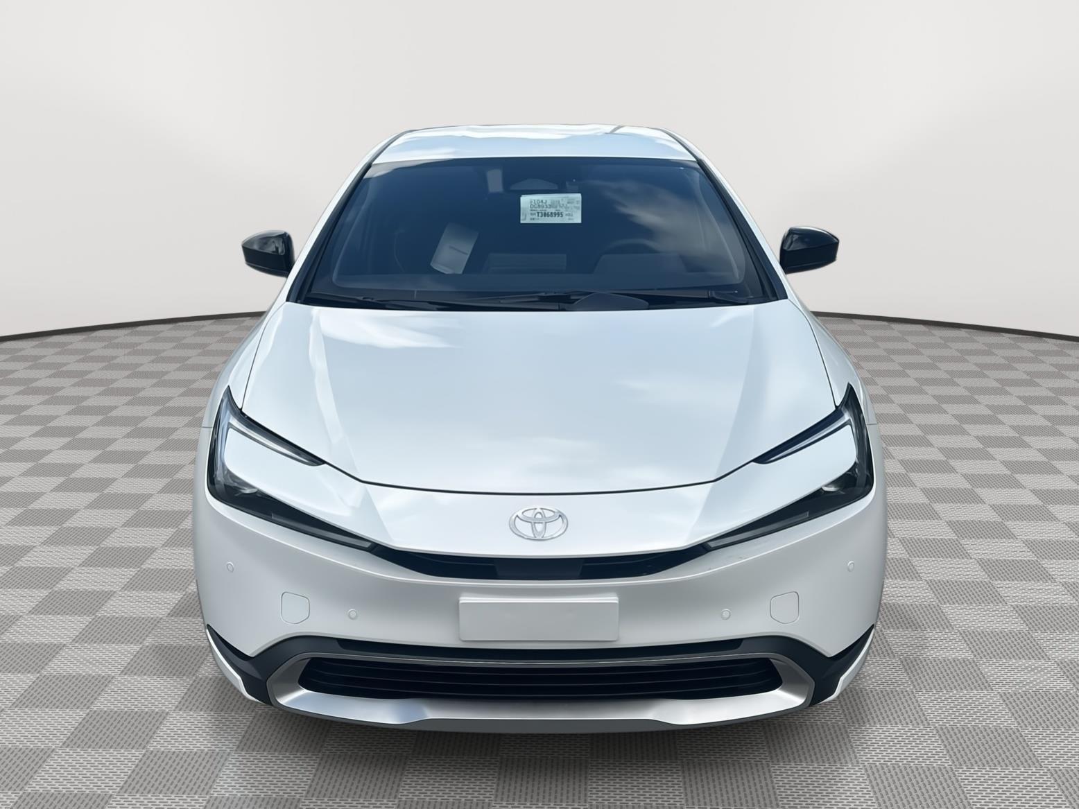 Toyota Prius Plug-In Hybrid Se - Thumbnail 2