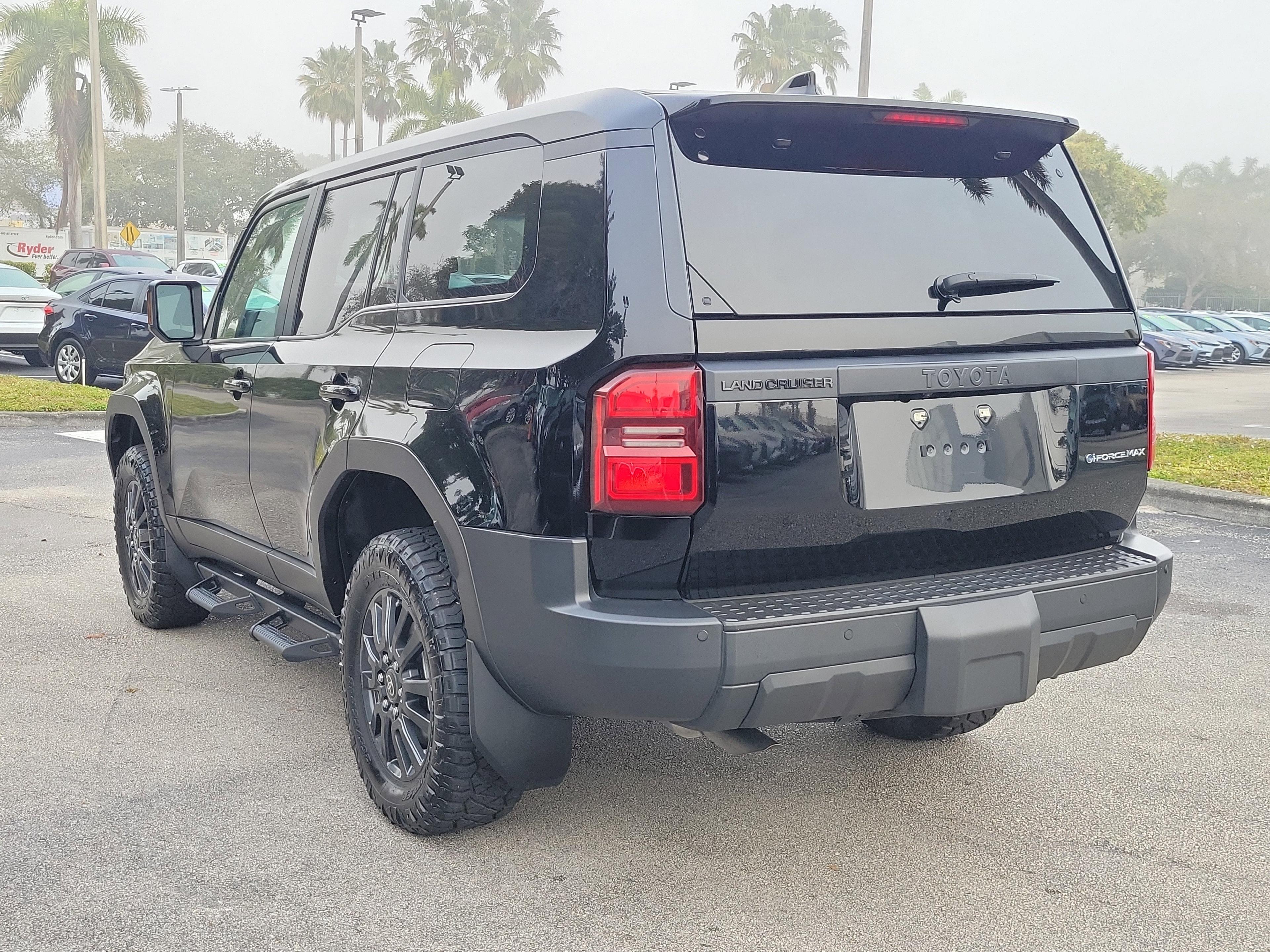 Toyota Land Cruiser 4Wd - Thumbnail 7