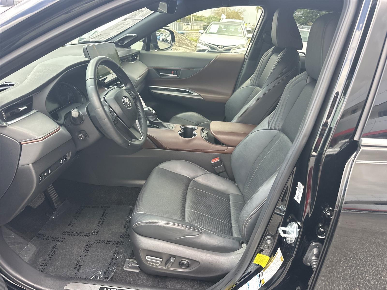 Toyota Venza Xle All Wheel Drive - Thumbnail 9