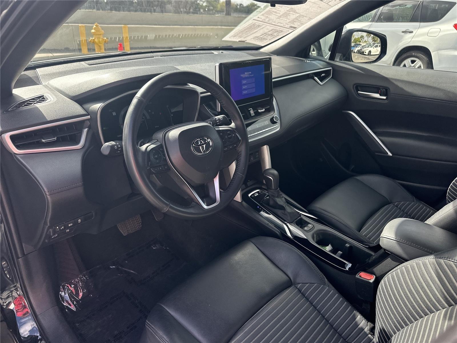 Toyota Corolla Cross Hybrid Xse All Wheel Drive - Thumbnail 10