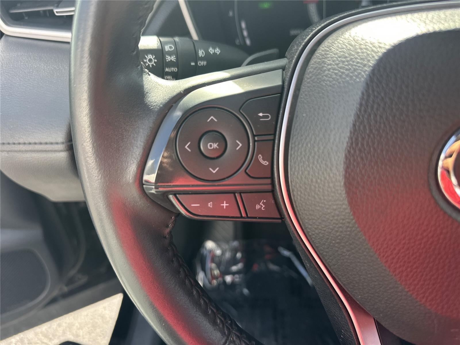 Toyota Corolla Cross Hybrid Xse All Wheel Drive - Thumbnail 12