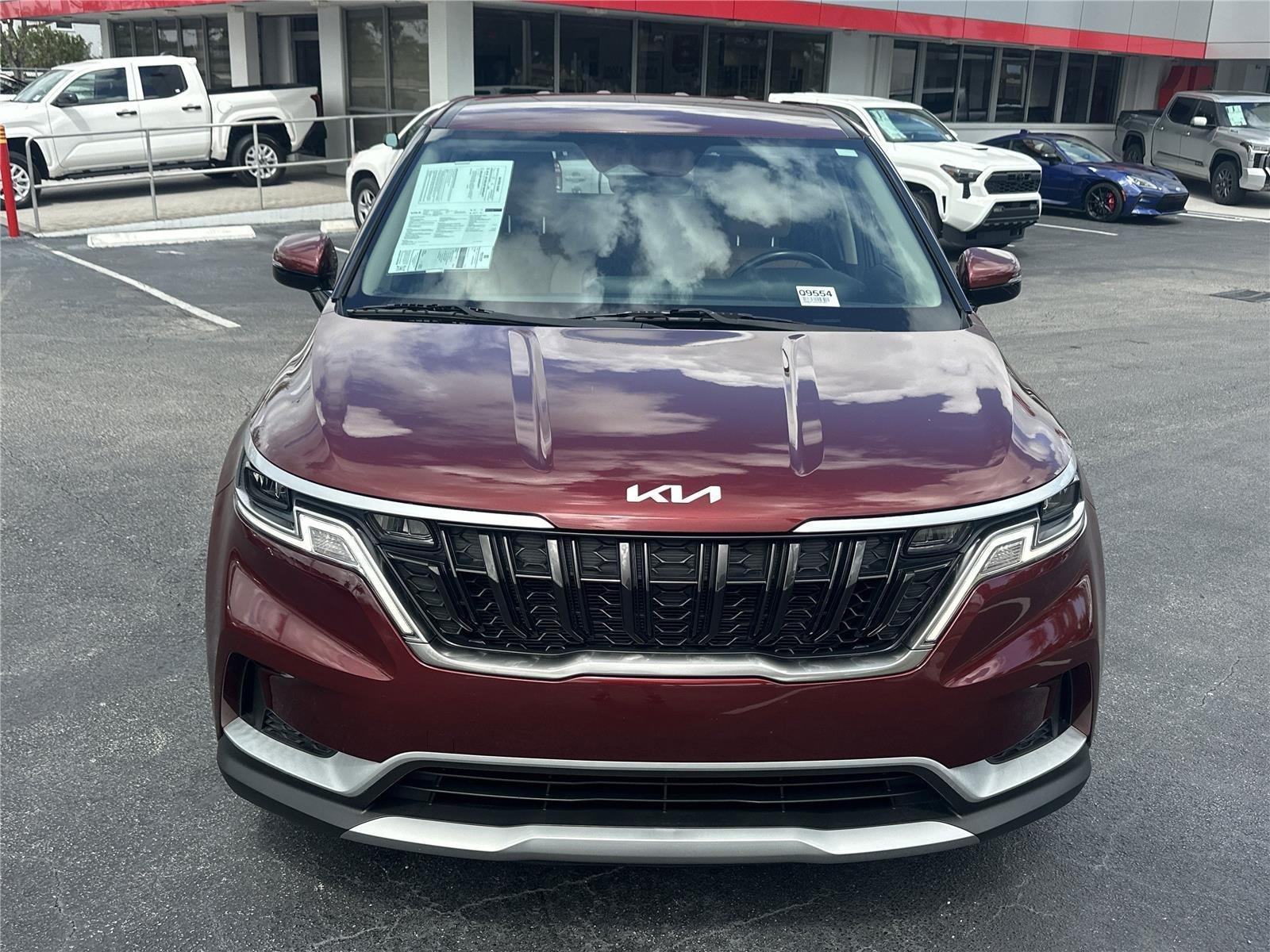 Kia Carnival Lx Front Wheel Drive - Thumbnail 3