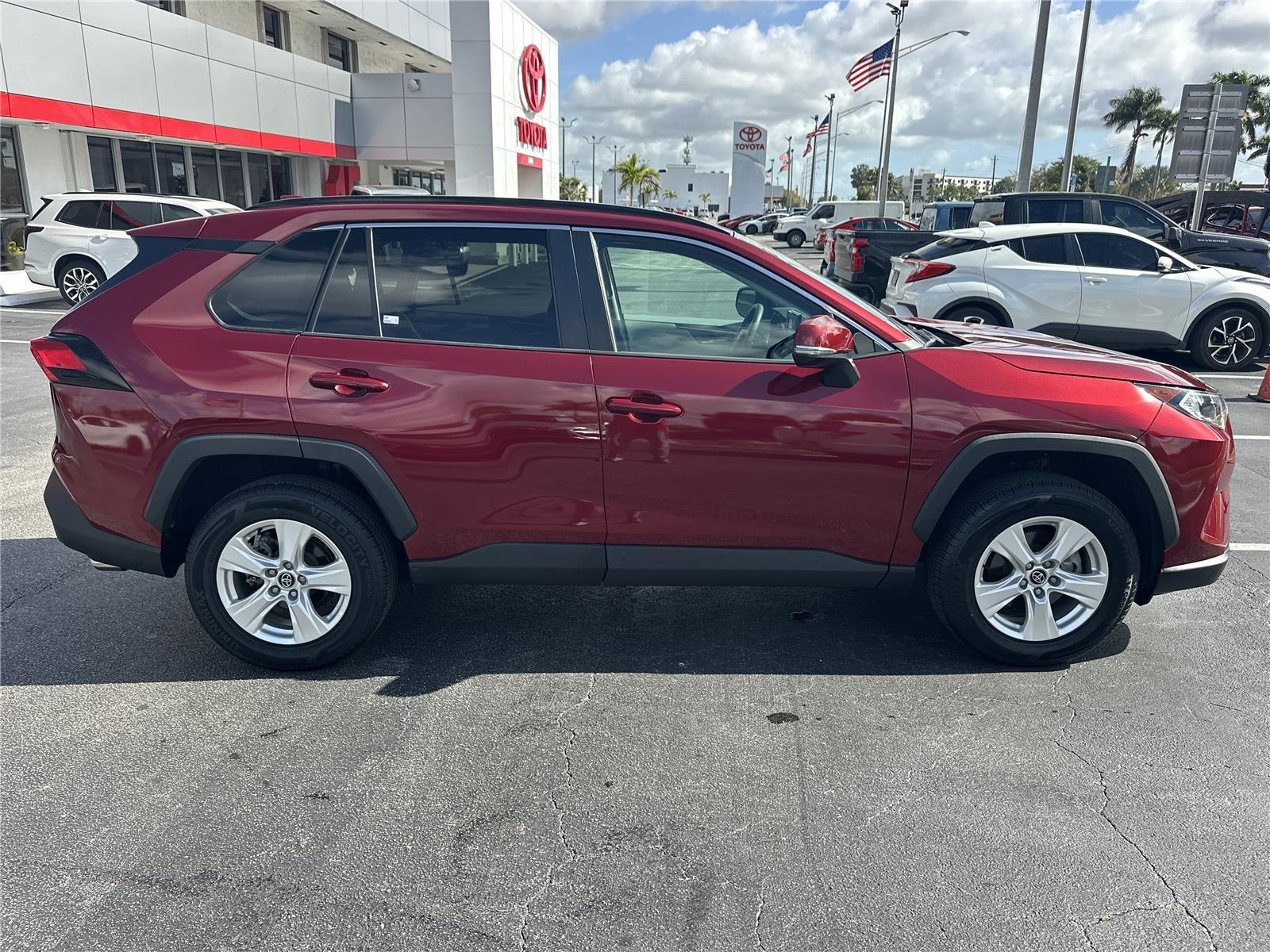 Toyota Rav4 - Thumbnail 5