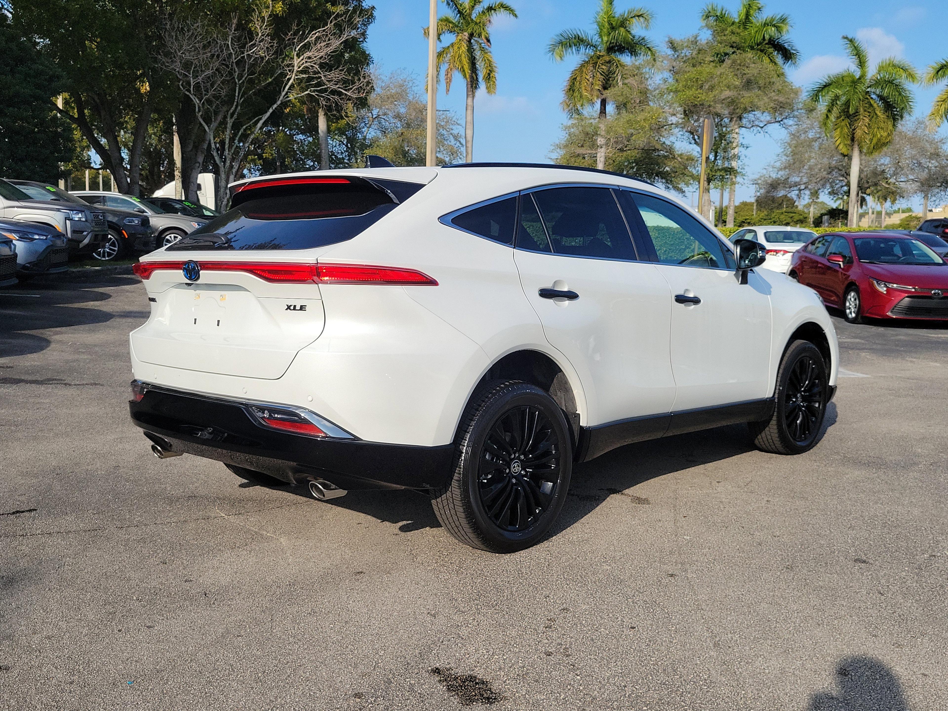 Toyota Venza Nightshade Awd - Thumbnail 5