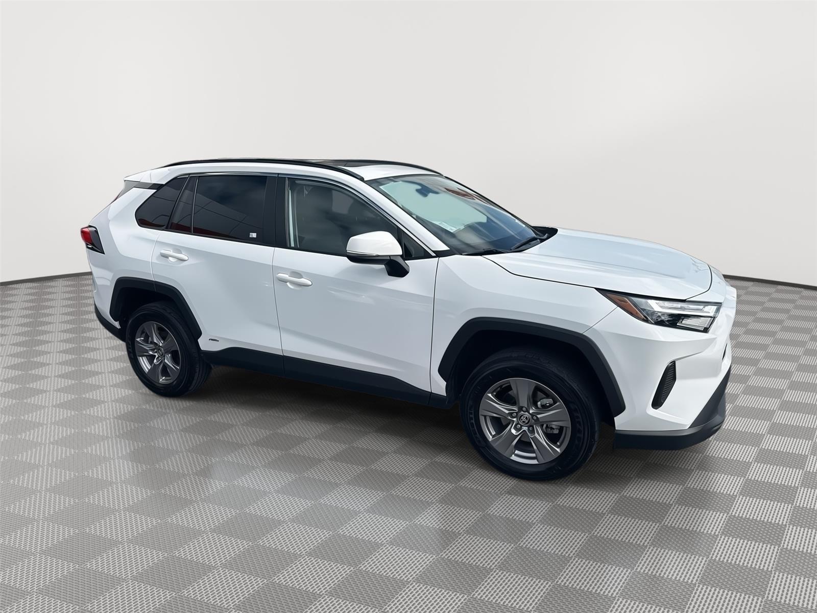 Toyota Rav4 Hybrid Xle All Wheel Drive - Thumbnail 4