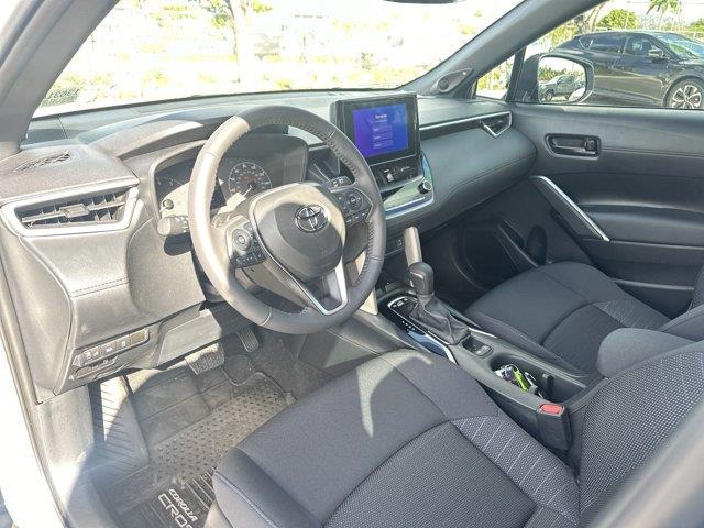 Toyota Corolla Cross Hybrid Se All Wheel Drive - Thumbnail 10