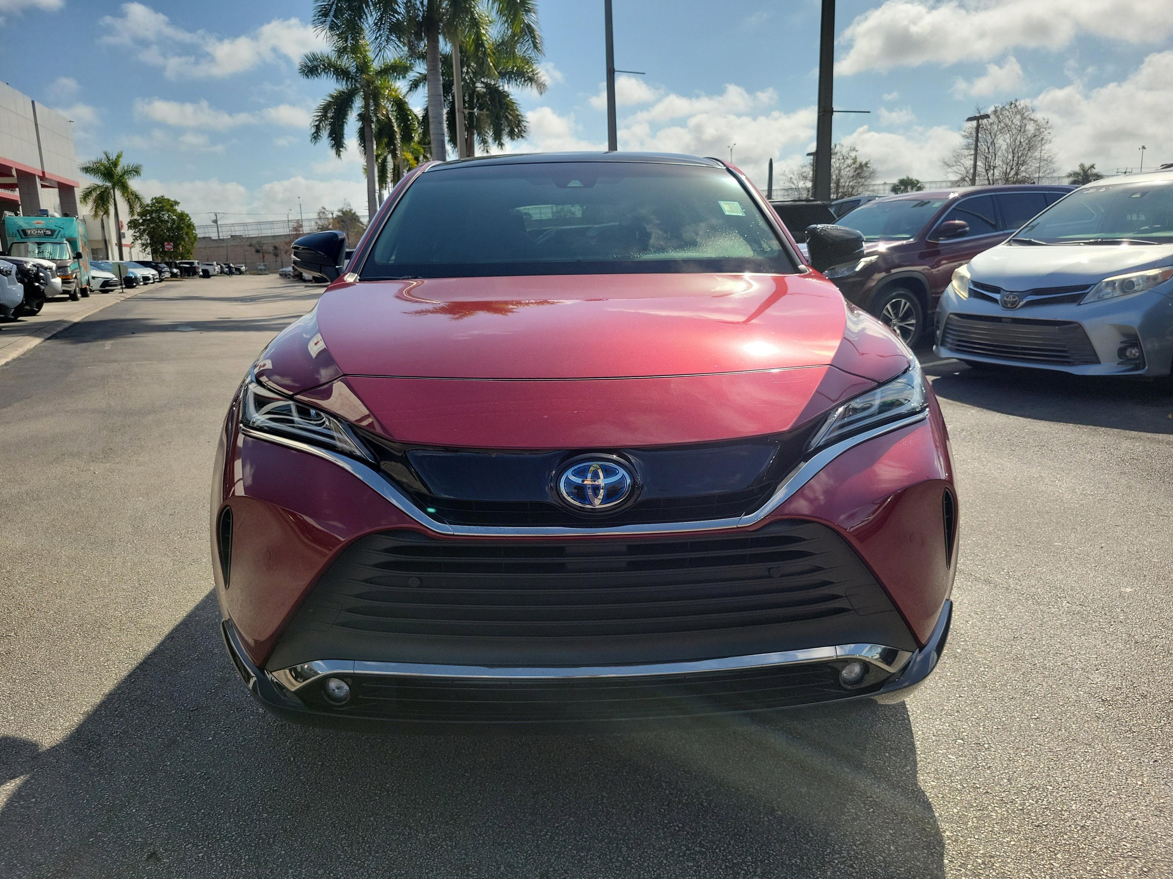 Toyota Venza Nightshade Awd - Thumbnail 3