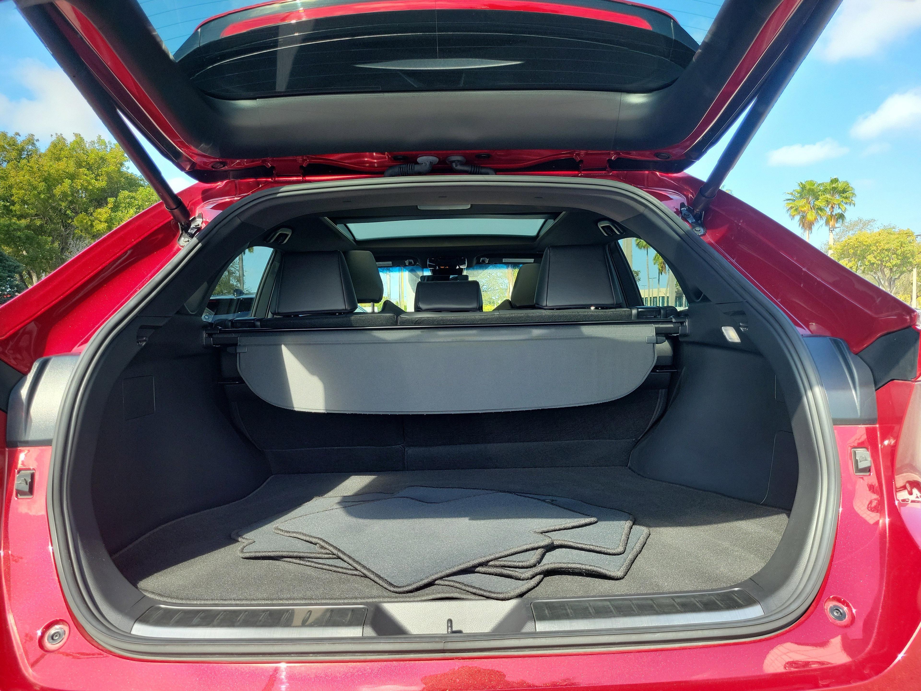 Toyota Venza Nightshade Awd - Thumbnail 9