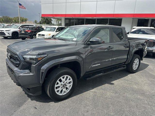 Toyota Tacoma - View 1