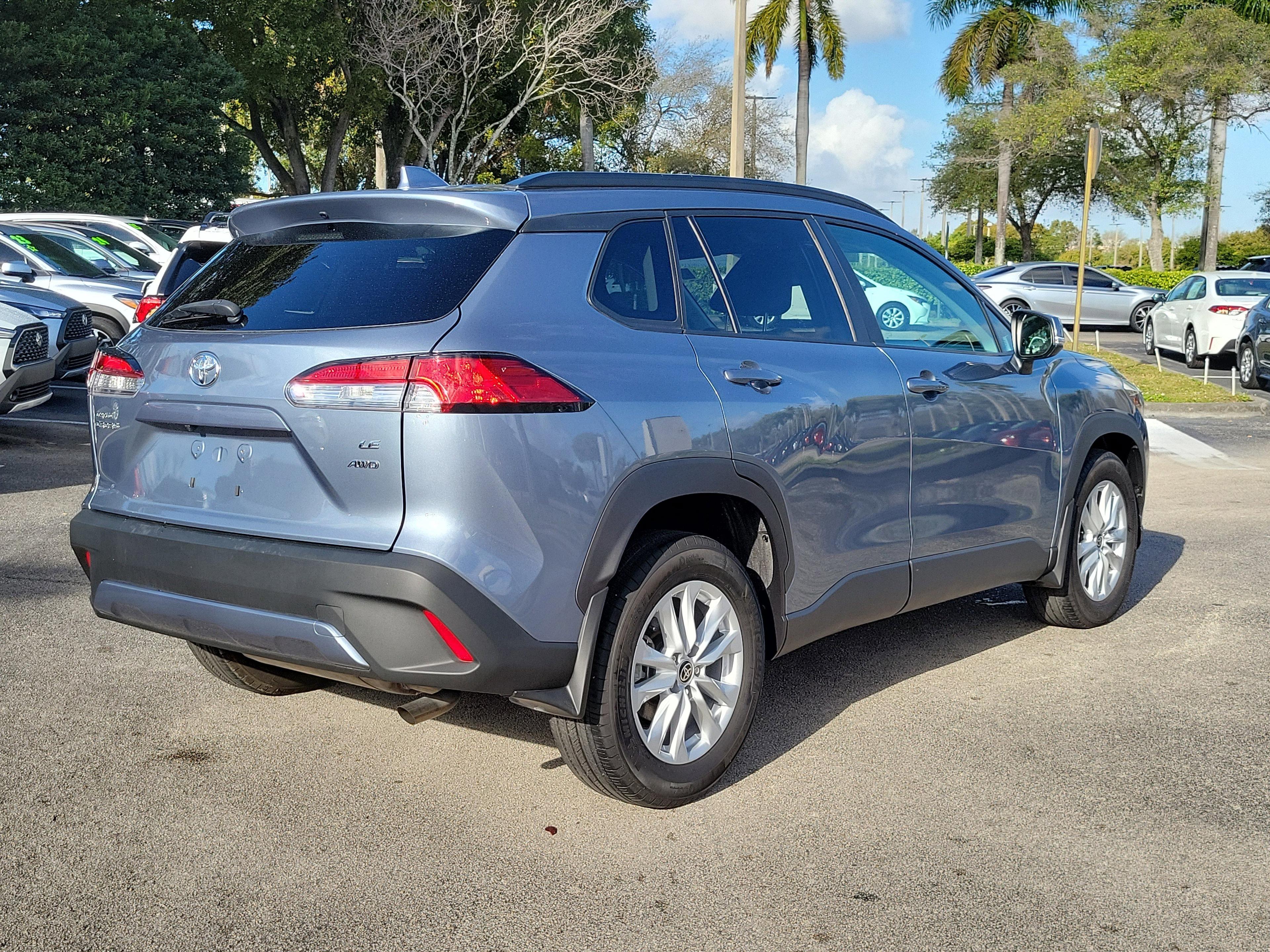 Toyota Corolla Cross Le Awd - Thumbnail 5