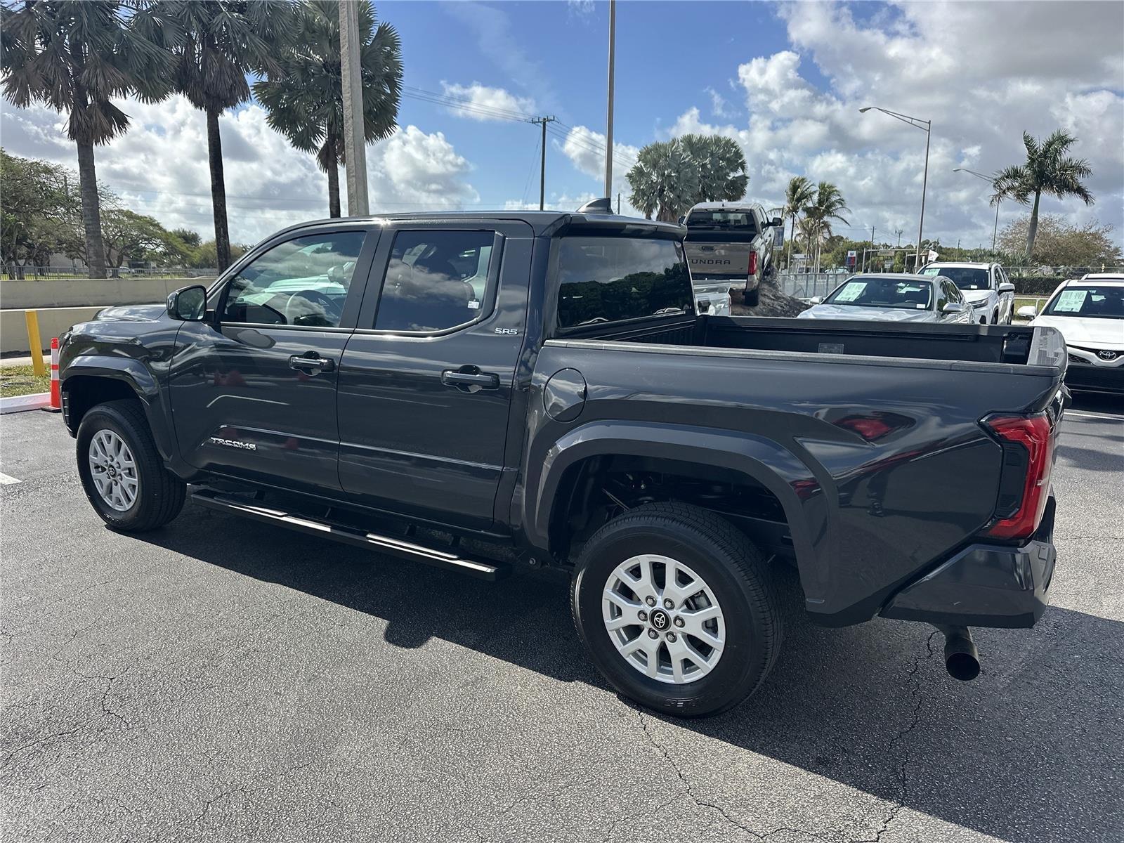 Toyota Tacoma Sr5 Rear Wheel Drive Double Cab - Thumbnail 8