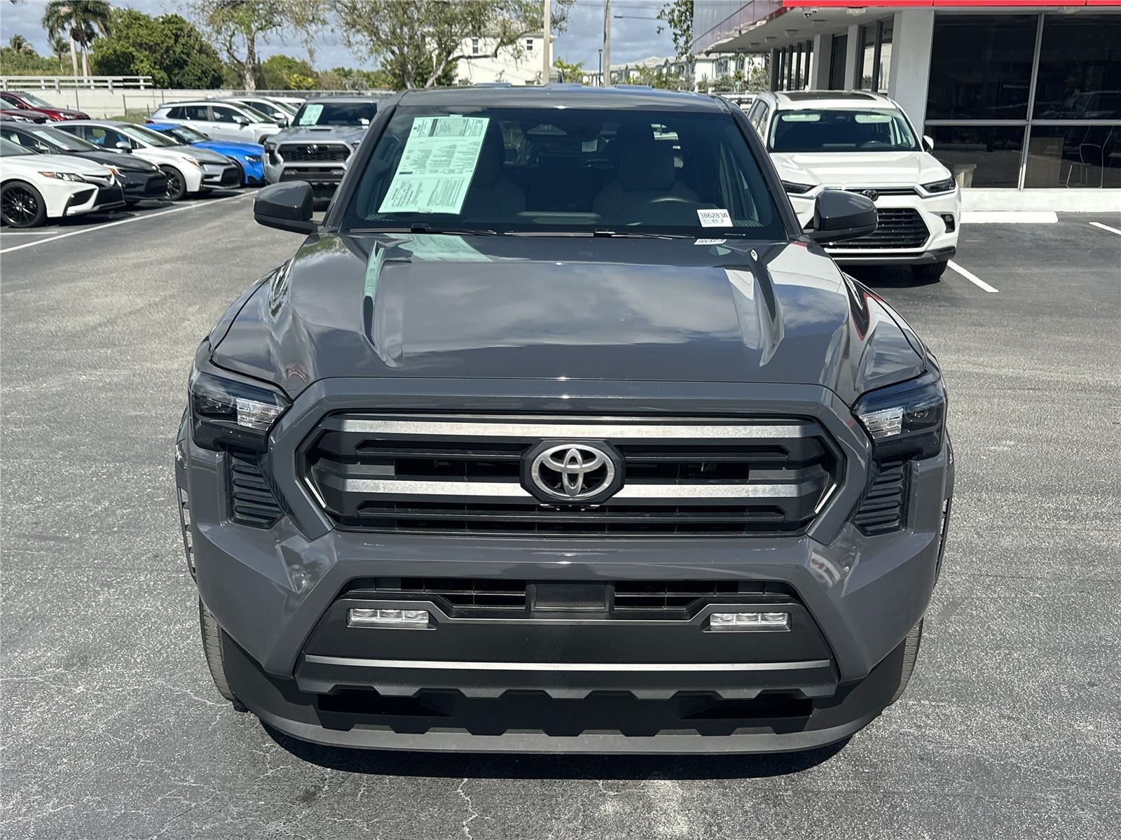 Toyota Tacoma Sr5 Rear Wheel Drive Double Cab - Thumbnail 3