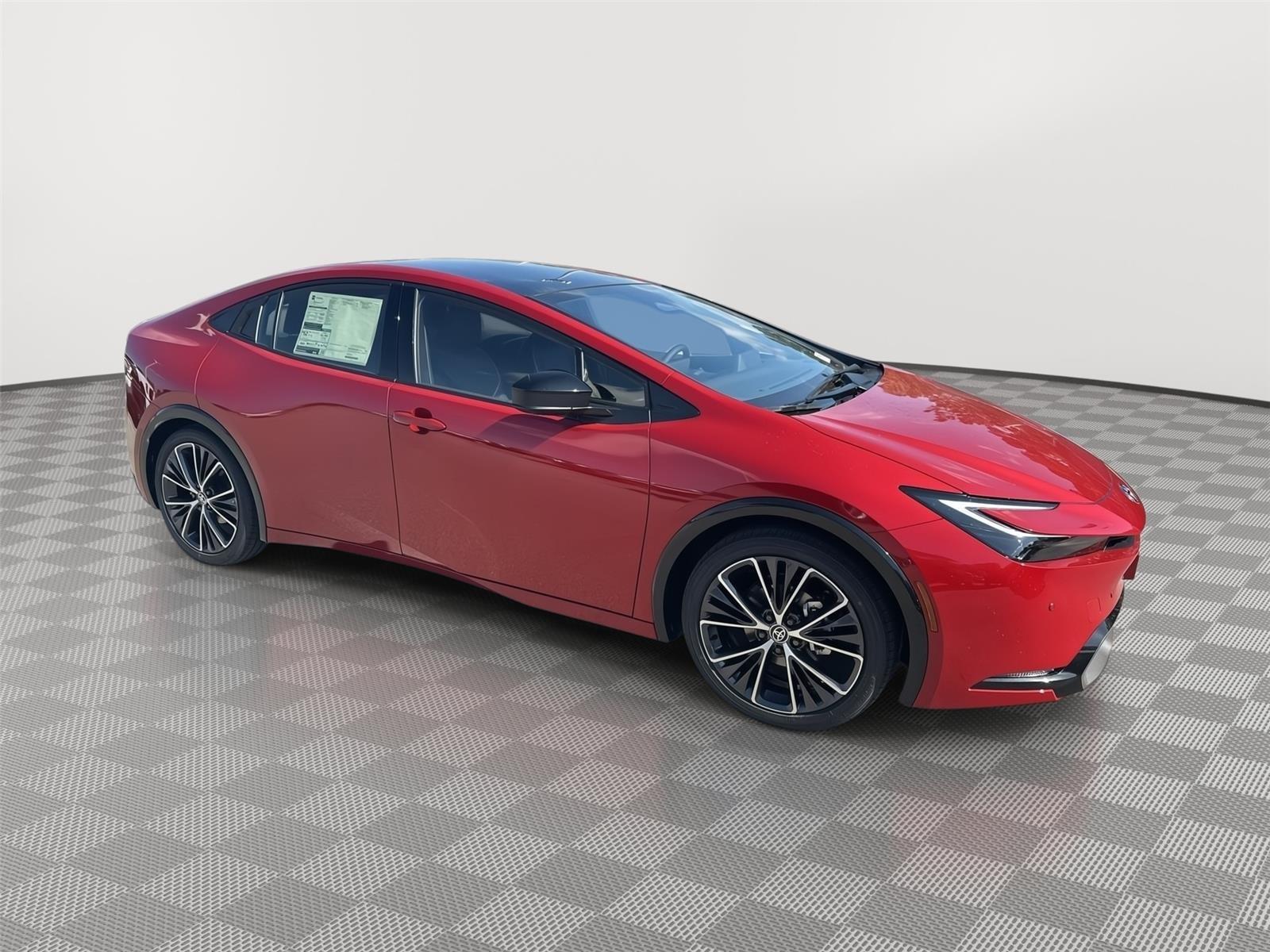 Toyota Prius Limited - Thumbnail 3